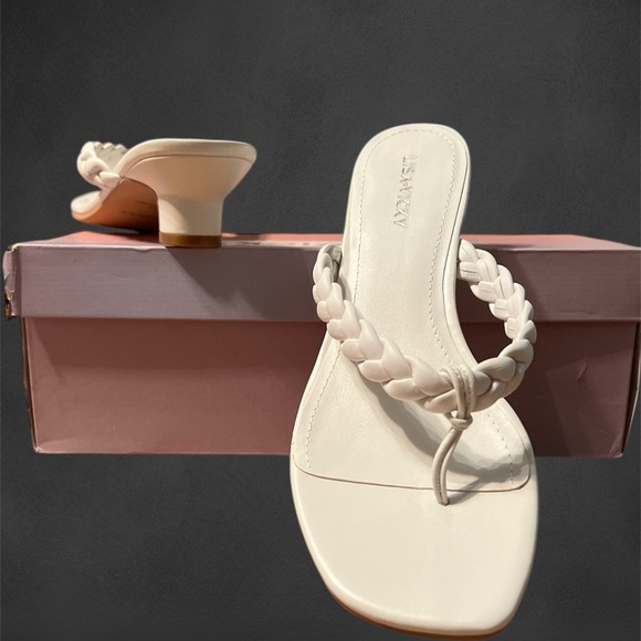 Lisa Vicky Beauty-V White Braided Kitten Heel‎ Sandals – Size 8M - Picture 6 of 11